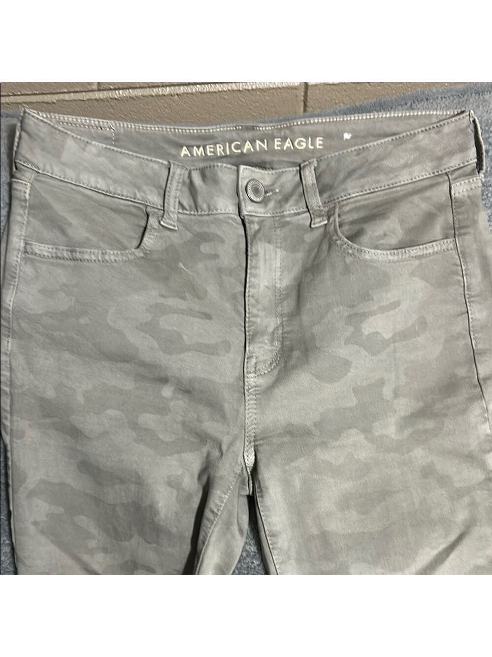 American Eagle Women’s Gray Camouflage Jeans